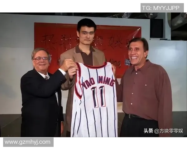 姚明在体育界的成就与影响力是否能与足球明星相提并论